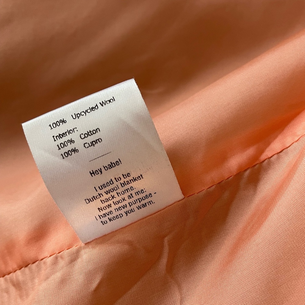 Chic Two-Tone Jacket - image 6